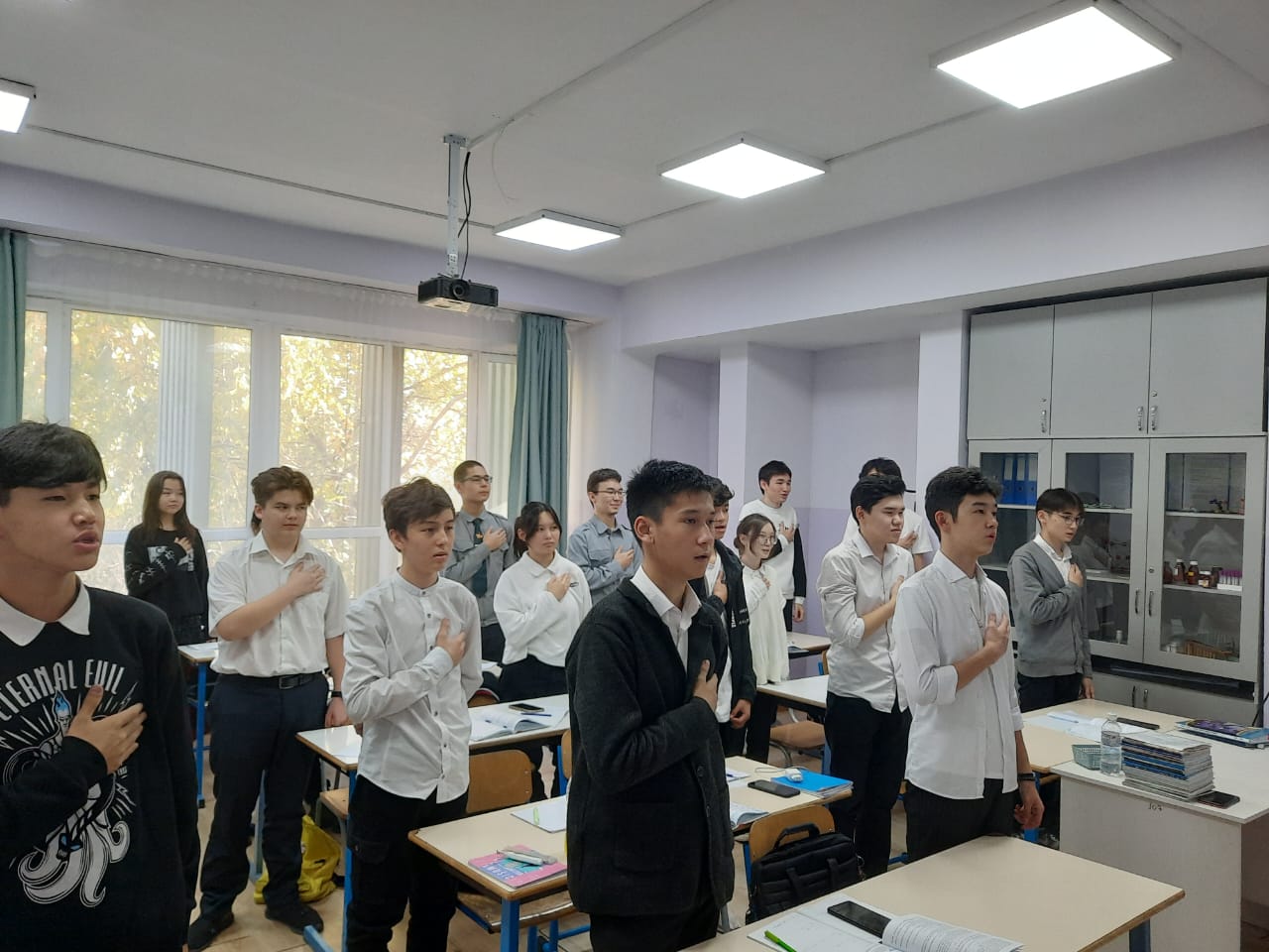 daysy301022 (1).jpeg