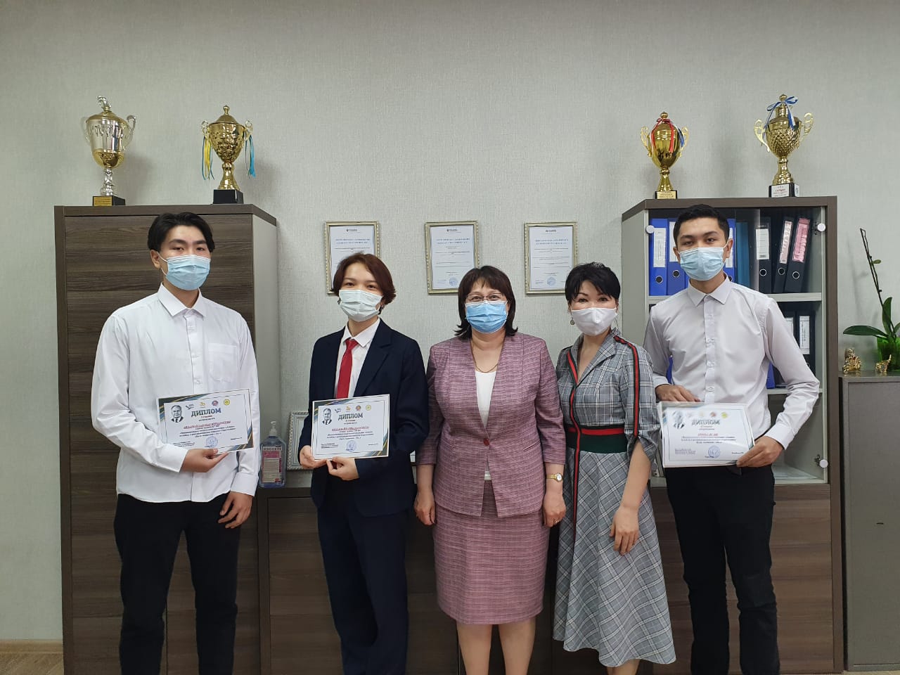 fcaf2a6e-661a-4340-b6fb-4316b1bdc3a3.jpg